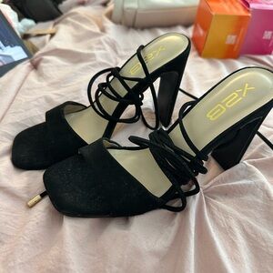 Black Strappy Heels Elegant Suede Design